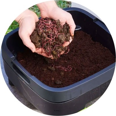 Vermikompostér – domácí kompostér pro žížaly