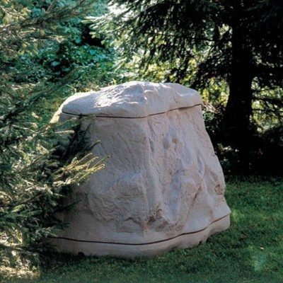 Zahradní kompostér v designu kamene
