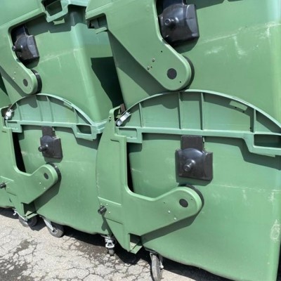 Plastový kontejner 1100 l, zelený, II. jakost