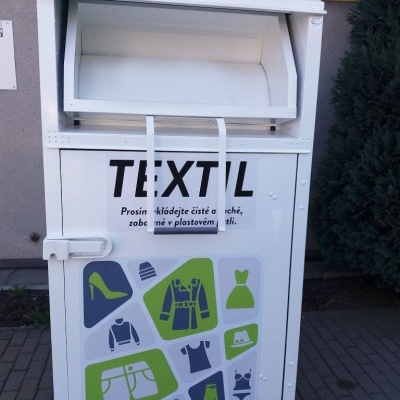 Kontejner na textil, bílý